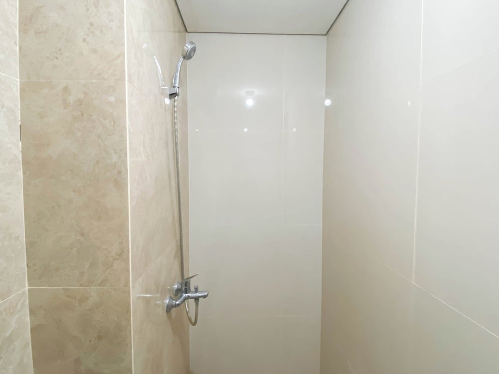 Good Place and Cozy Studio at Transpark Cibubur Apartment
