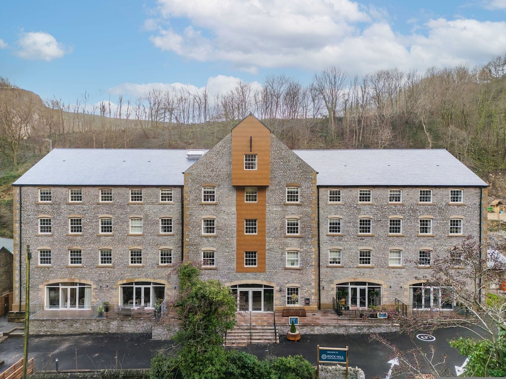Host Stay Rock Mill 1