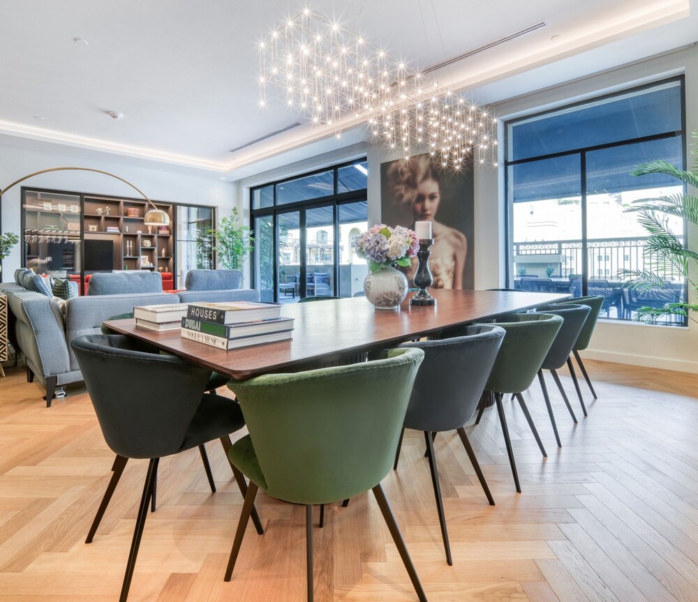 Modern 3BR Palm Penthouse w Private Plunge Pool