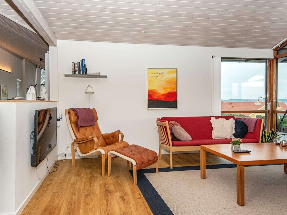 6 Person Holiday Home in Ronde view 2