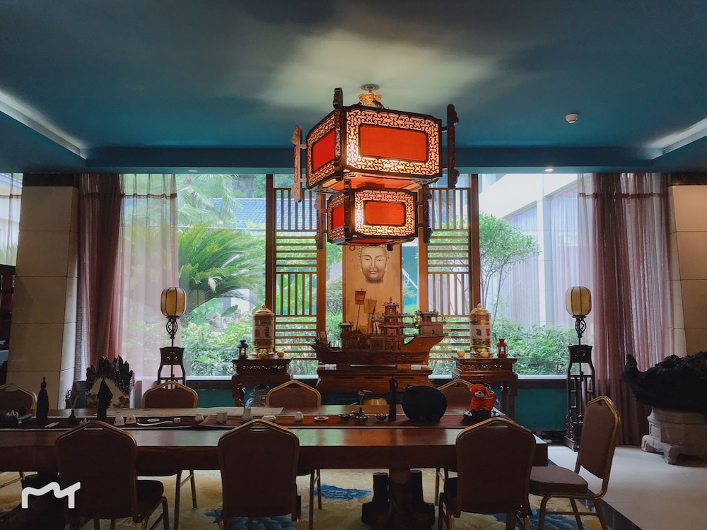meeting & event spaces