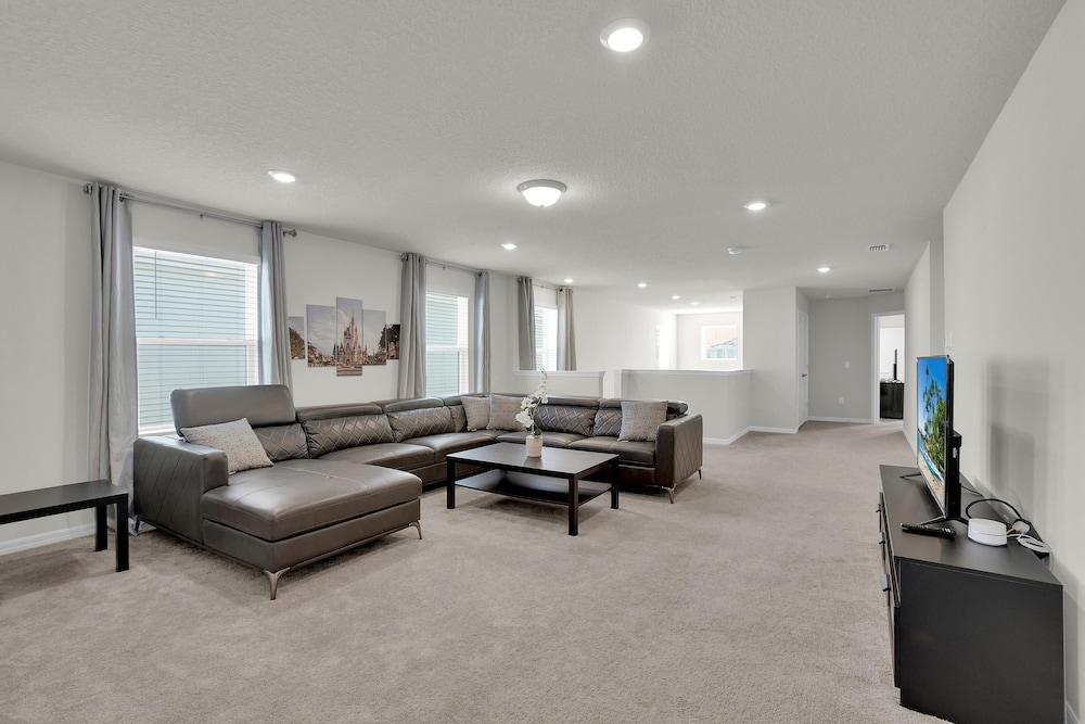 The Force at Solterra by Shine Villas #041 view 3
