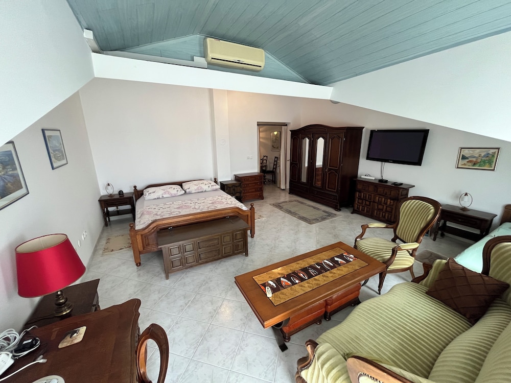 Apartment Rosa 2