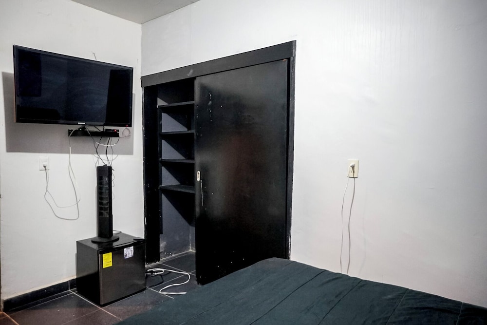 Private room Downtown 2 Guests