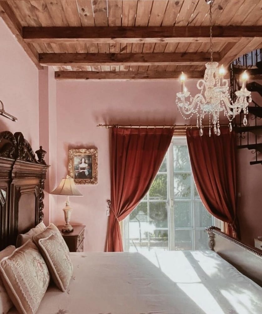England Castle B&B