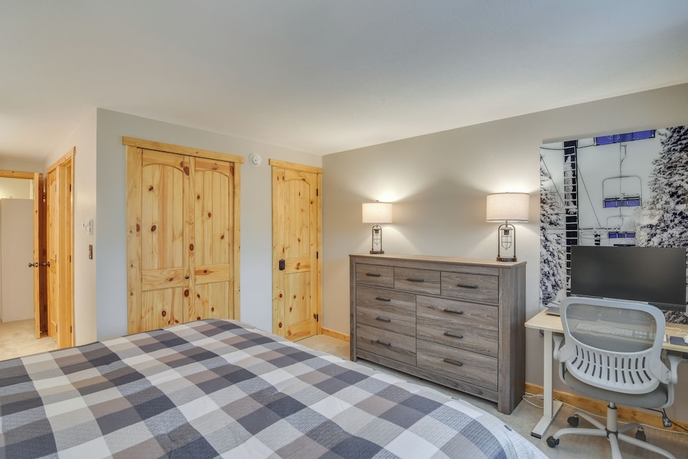 Convenient Winter Park Condo - 3 Mi to Resort!