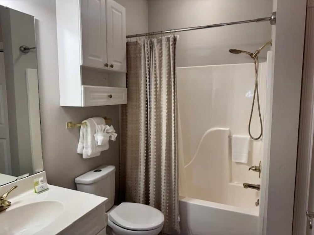 Magnolia North 4846-304 2 Bedroom Condo