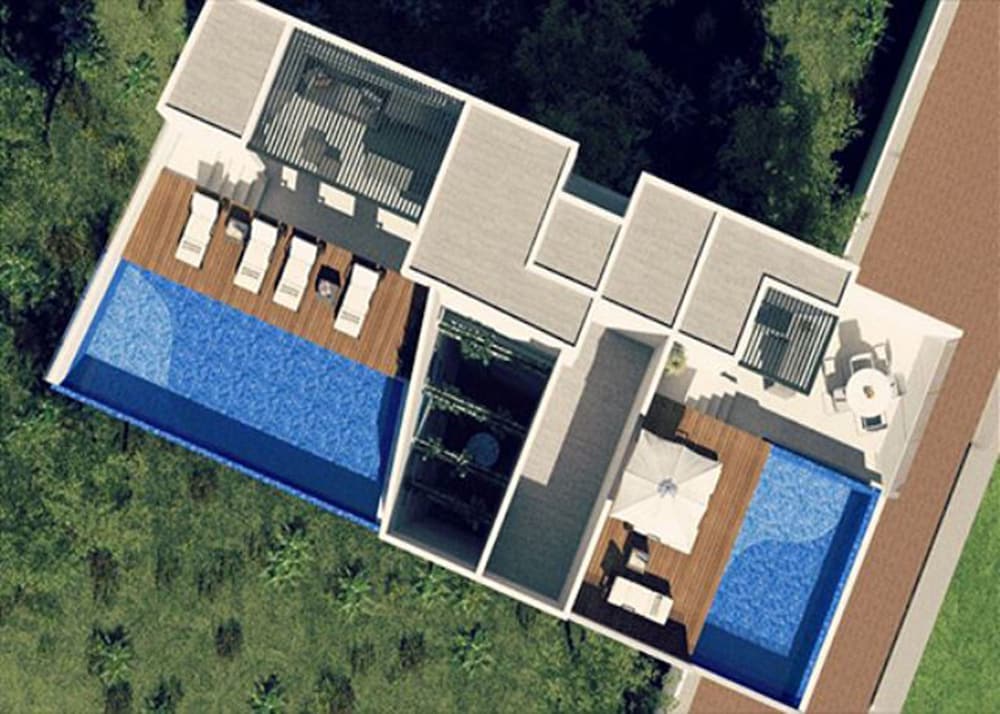 IT Luxury Condo by Tripintravel