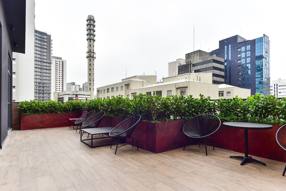 Studio Moderno c Academia a 800m do Metr Brooklin