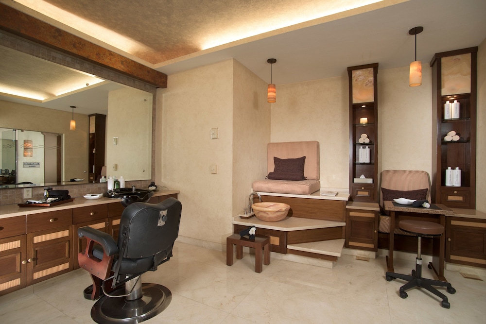 Villa Del Palmar Flamingos Beach Resort and Spa