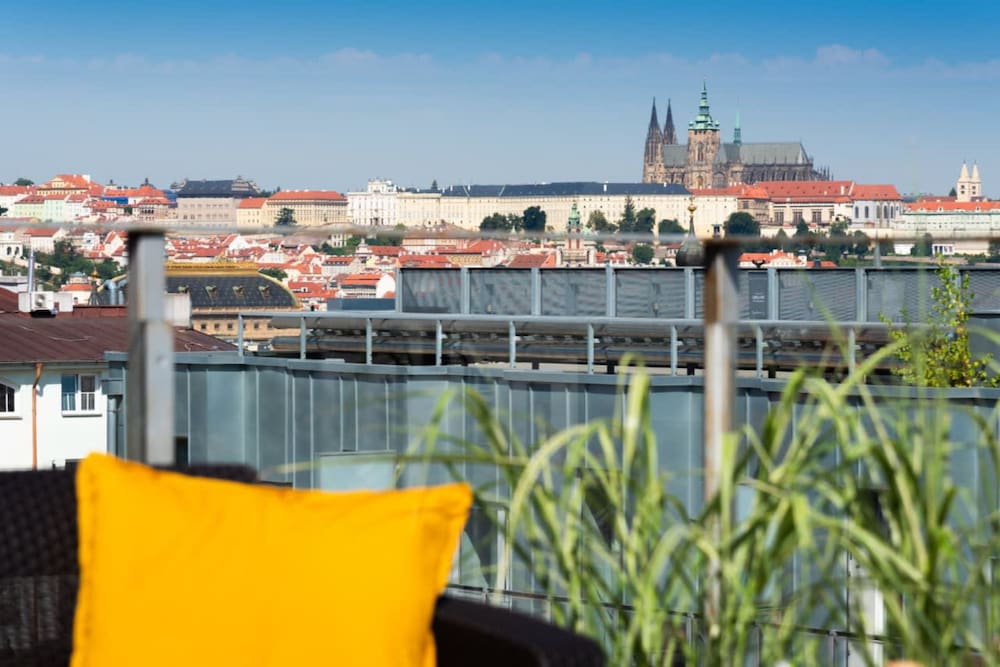 Exclusive 3 bedrooms apatment in Prague