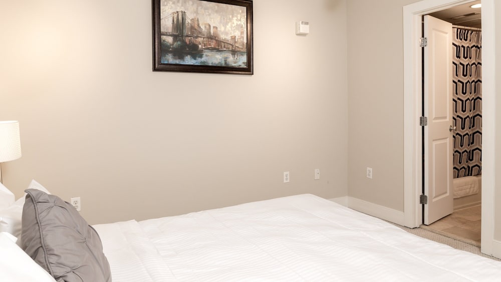 Thomas Circle 2br Furnished Condo 2 Bedroom Apts