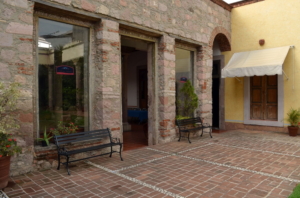 Howard Johnson Calle Real Morelia - Property Image 28