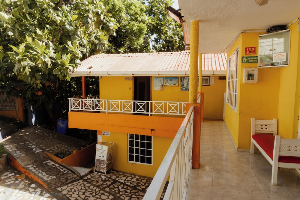 Dermas Inn