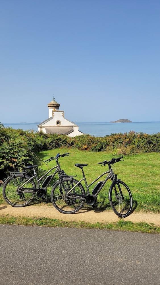 Sous Le Phare