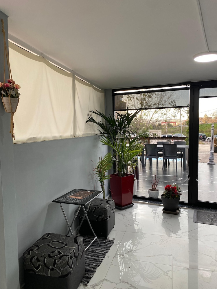 Enles Hotel