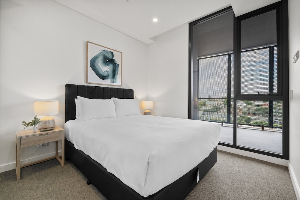 Chic 1-bed Escape in Fremantle With Parking