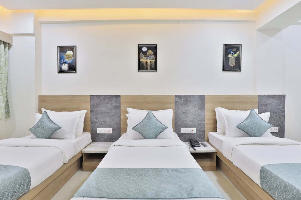 Hotel SR Radhey