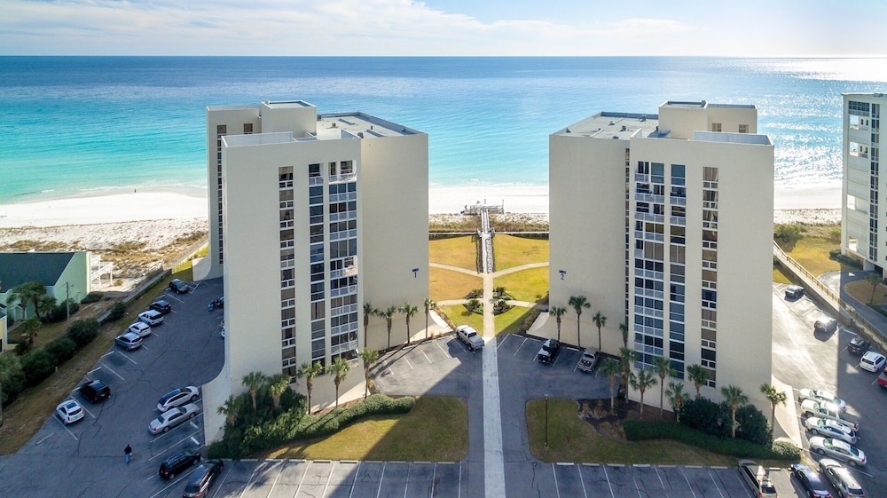 Shoreline Towers 3025 2 Bedroom Condo