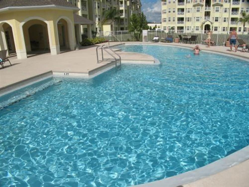 Cane Island Resort 2BR Condo Close to Attractions