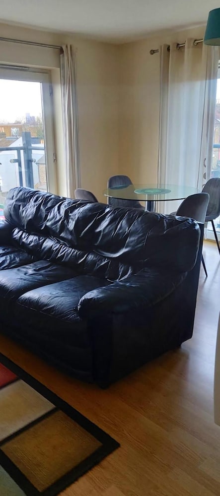 Bushwood, Ldn 2bed Apt-balcony-parking