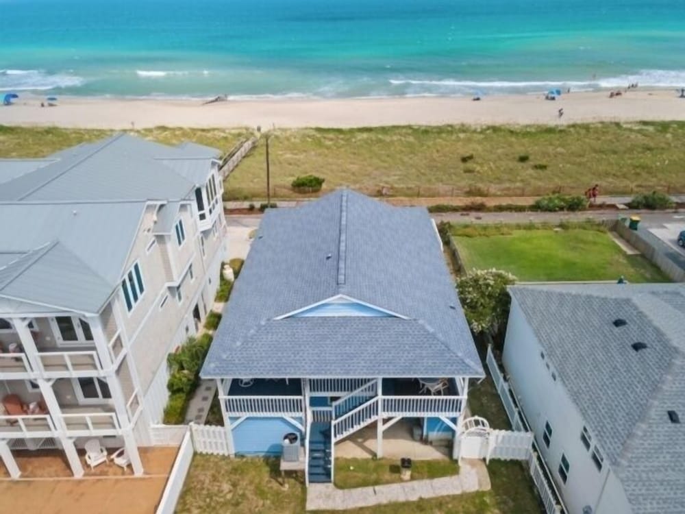 By The Kure Beach Pier 4 Bedroom Villa by Redawning view 4