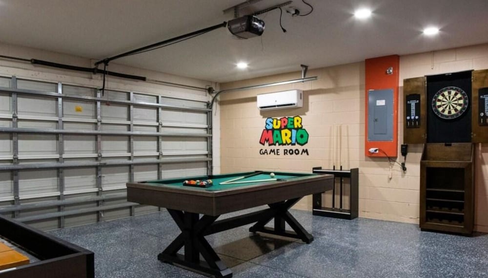 Super Mario Hideaway - Pool Spa Game Room Fun