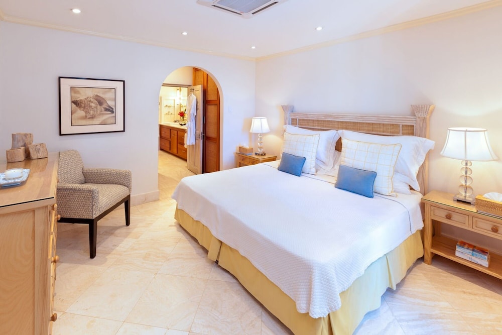 Enchanting Beachfront Retreat - Leamington Cottage 1 Bedroom Villa by Blue Sky Luxury view 3