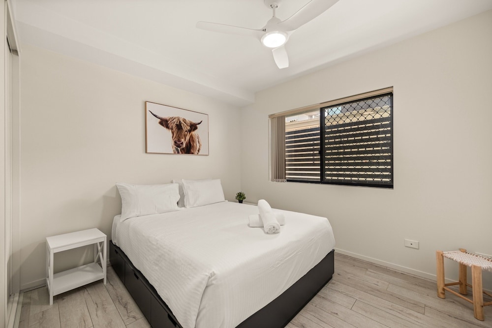 Central South Brisbane Stay With Pool Access