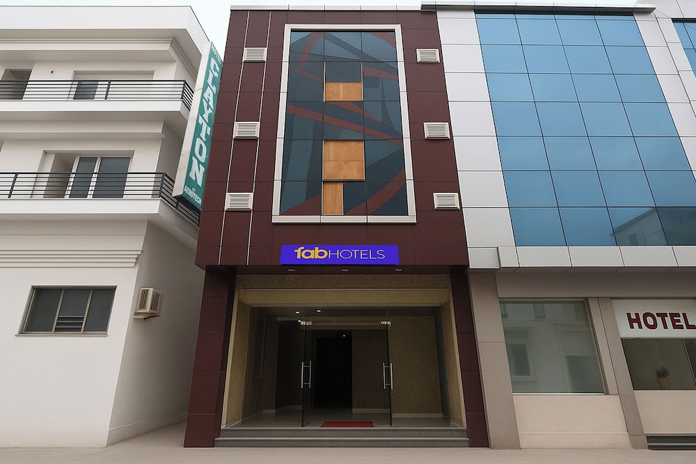 Fabhotel Clayton