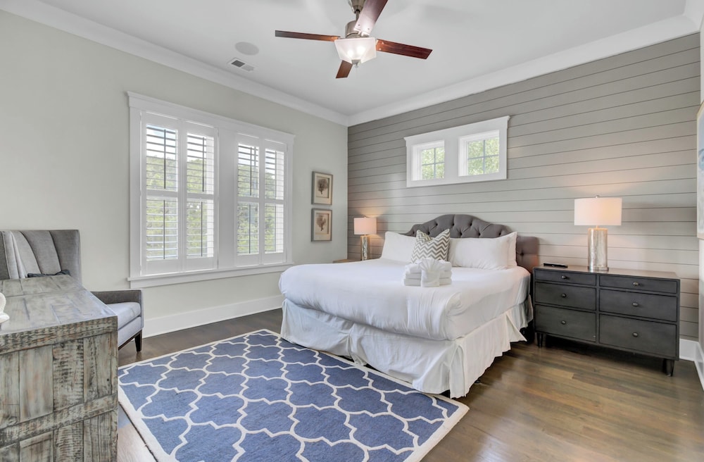 Blue Heron Manor by Avantstay Ocean View + Saltwater Pool view 2