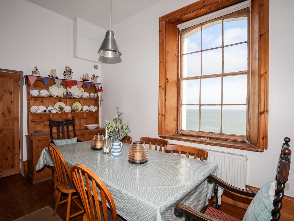 East Point Lynas Lighthouse Keeper's Cottage