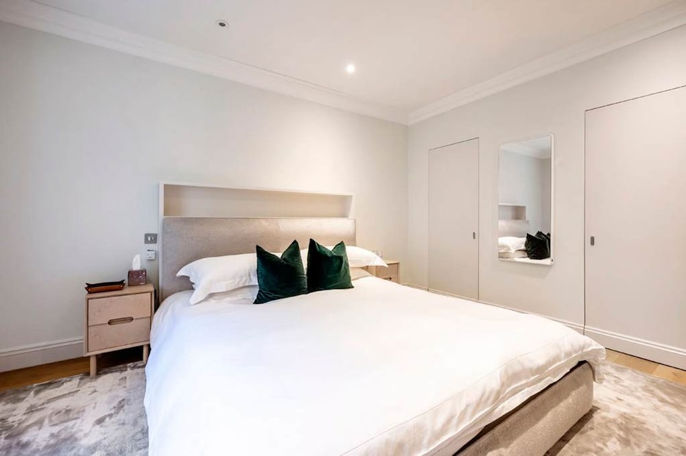 Kensington High Life- by Out of Office Lifestyle