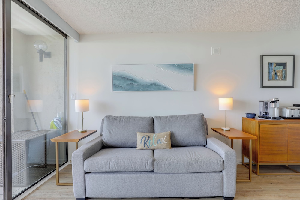 Walk to Myrtle Beach: Condo w/ Views & Pool Access