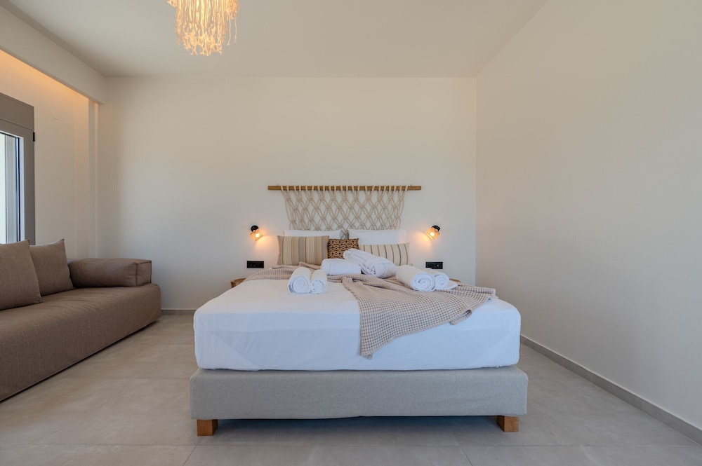 ArtCotel Luxury Villa