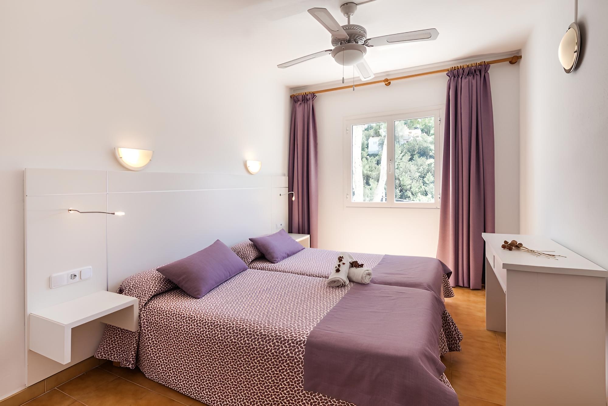 Aparthotel Puerto Cala Vadella