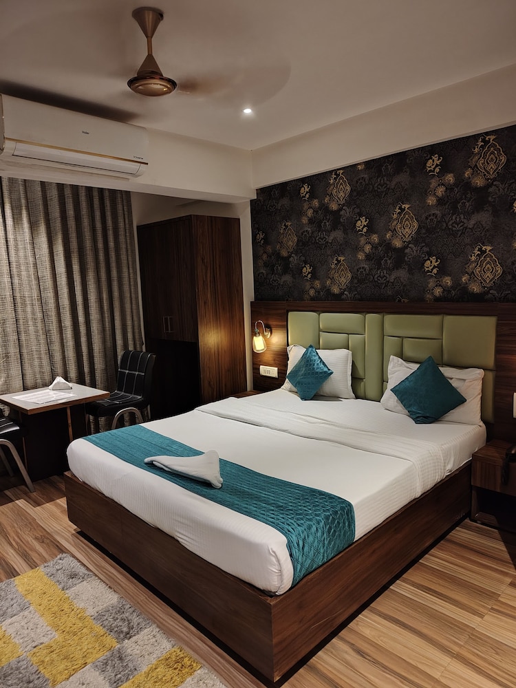 HOTEL CANDOR AMIGO