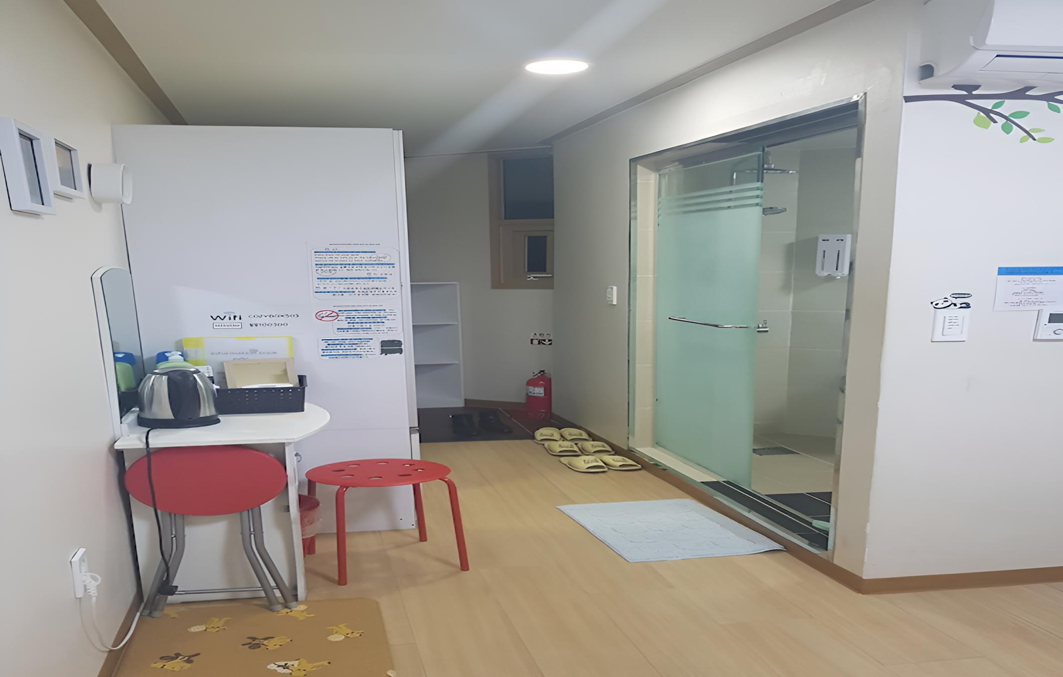 Cozybox Guesthouse