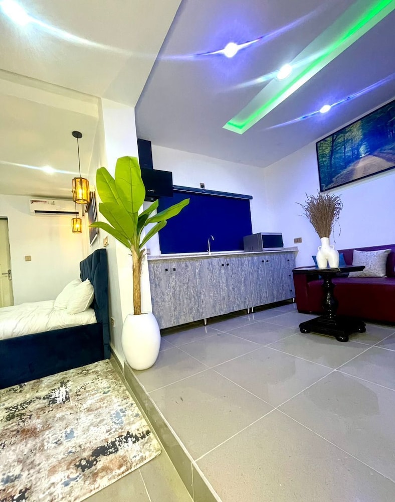 Wine House Apartments