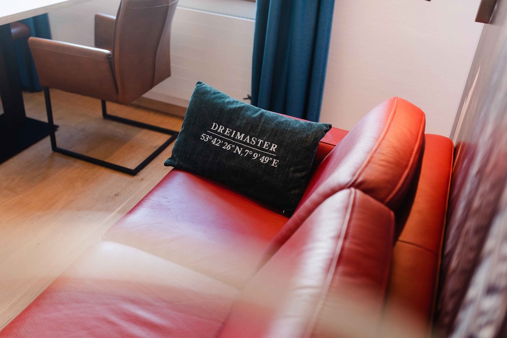 ney.land apartments