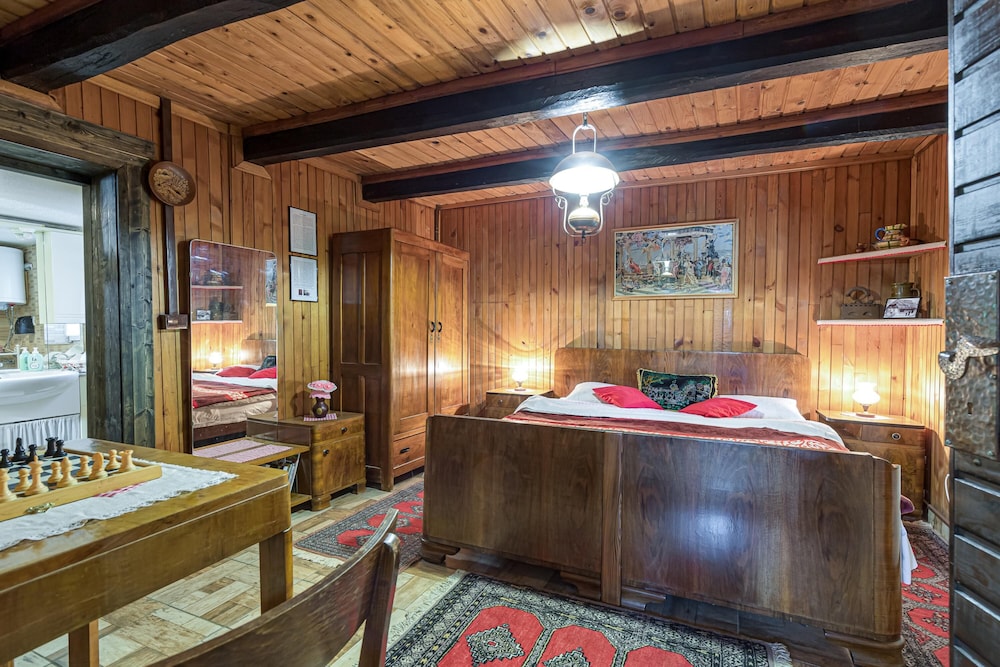 Chalet Birchwood With Whirlpool and Sauna view 5