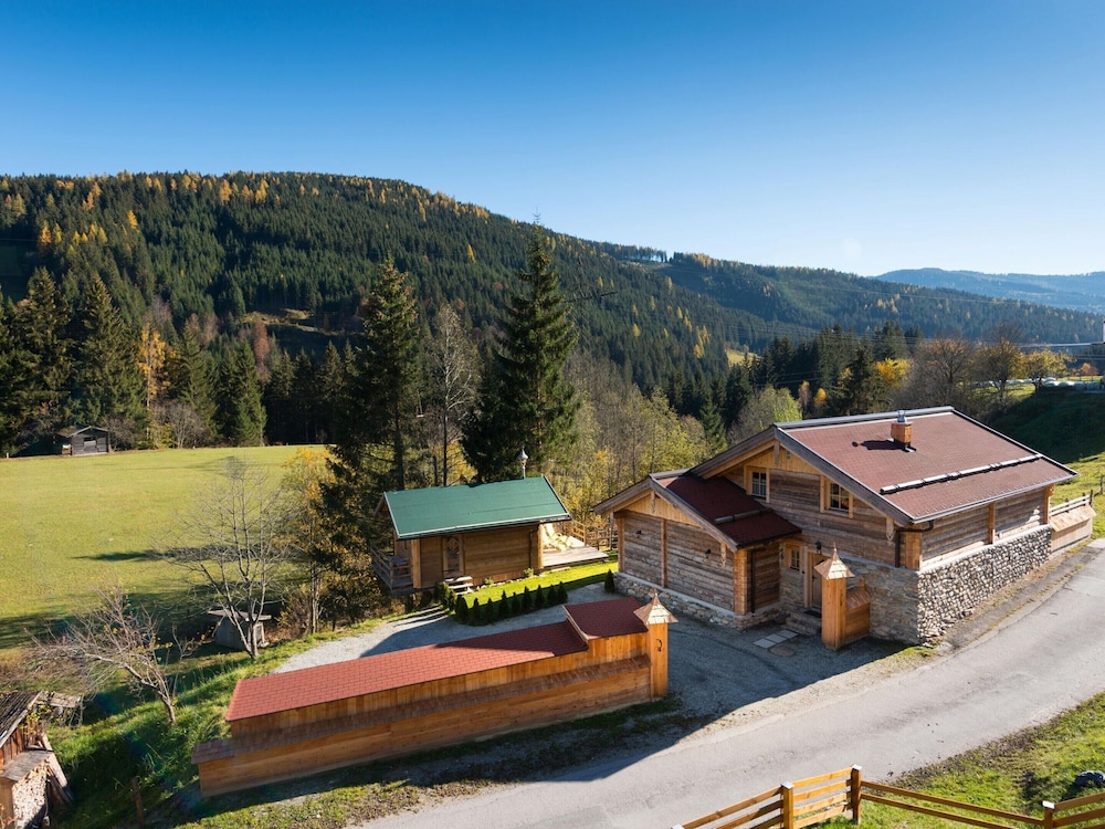 Chalet in St. Martin With Sauna & Mountain Views