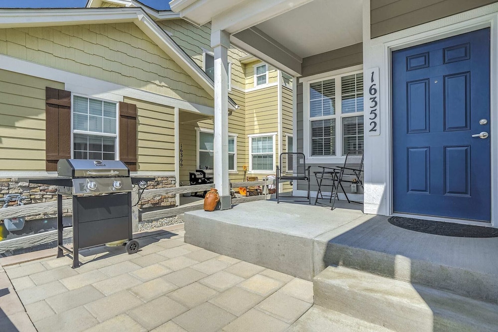 3BD Modern Home Close to Usafa view 5