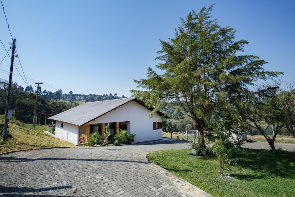 Incr vel Casa de Campo com Wifi em Palmeira PR