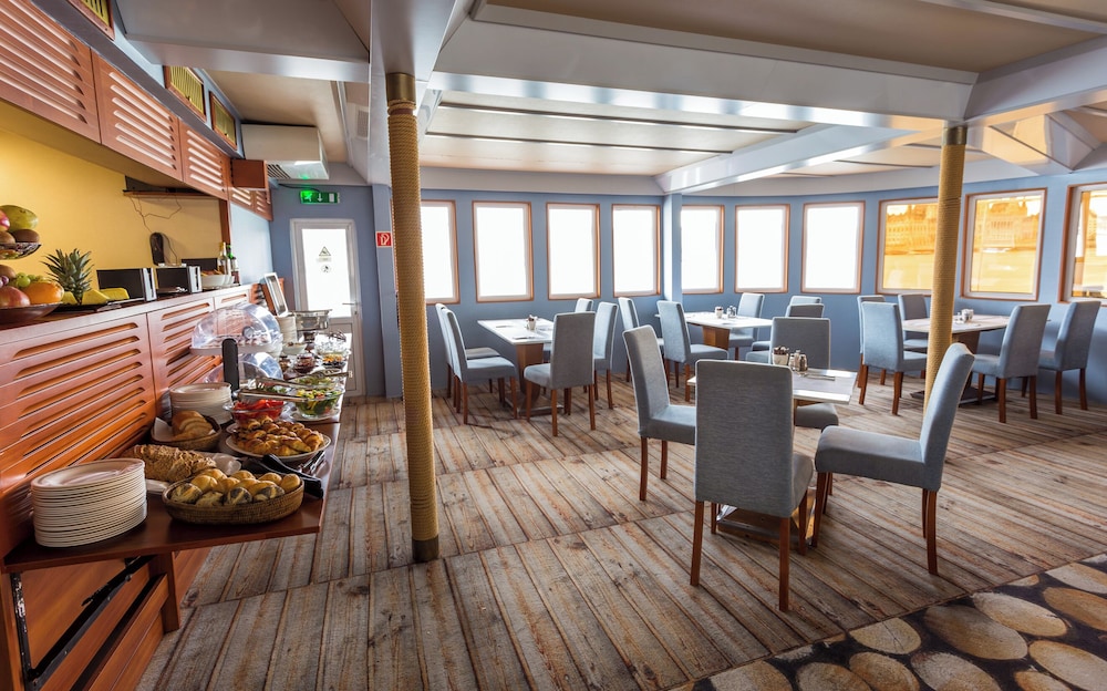 Grand Jules Boat Hotel Budapest