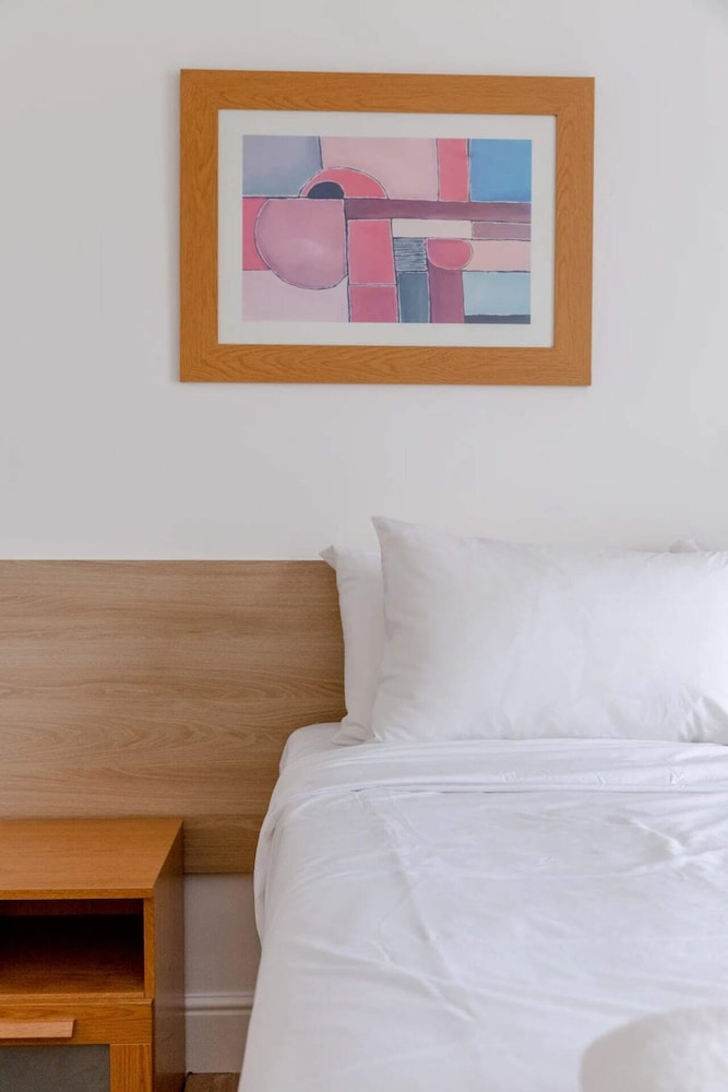 Contemporary 1BD Flat - Camden
