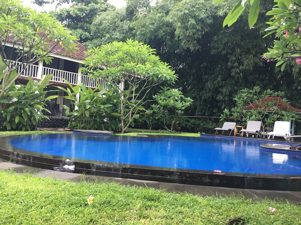 White Orchid Eco Resort