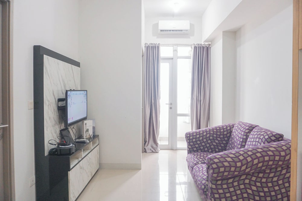 Cozy And Functional 2Br Apartment Vasanta Innopark