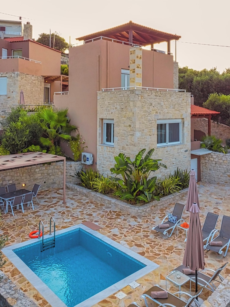 Theo Villas With Sea View