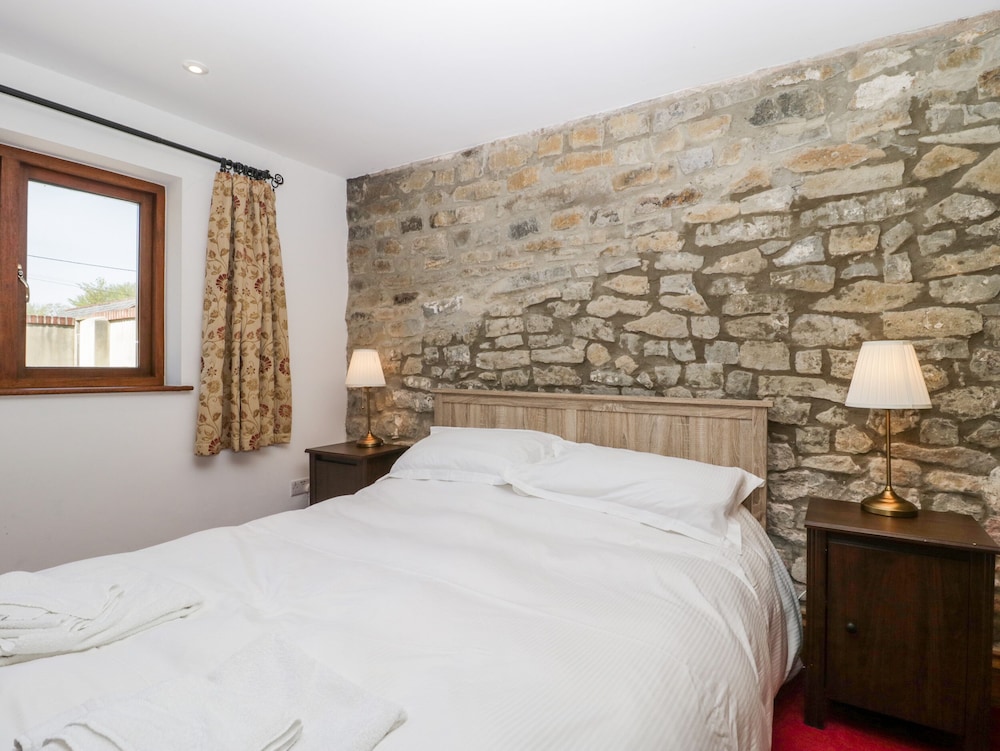 The Stone Barn view 4